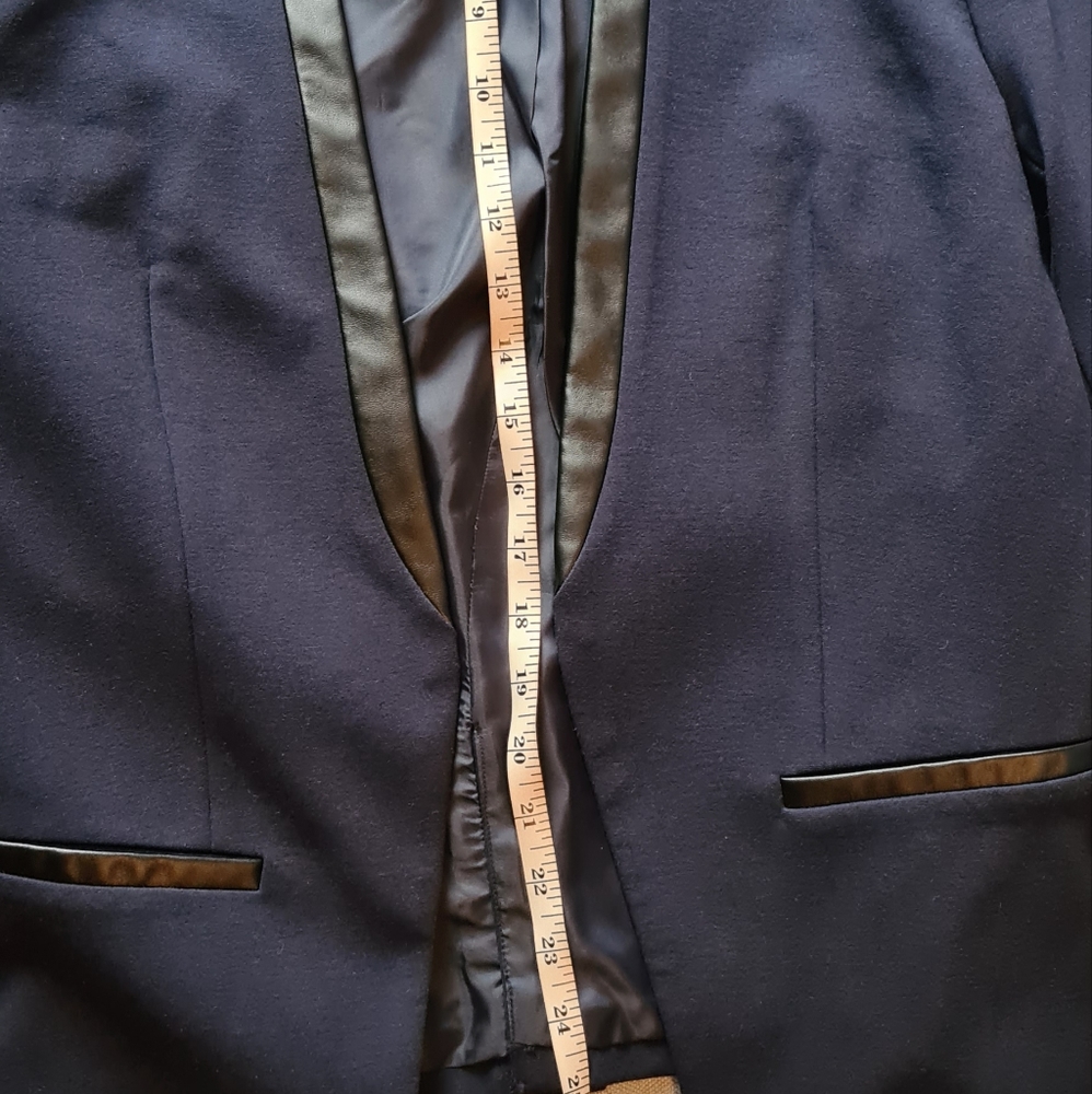 CLOSEOUT Blazer - Picture 11 of 15